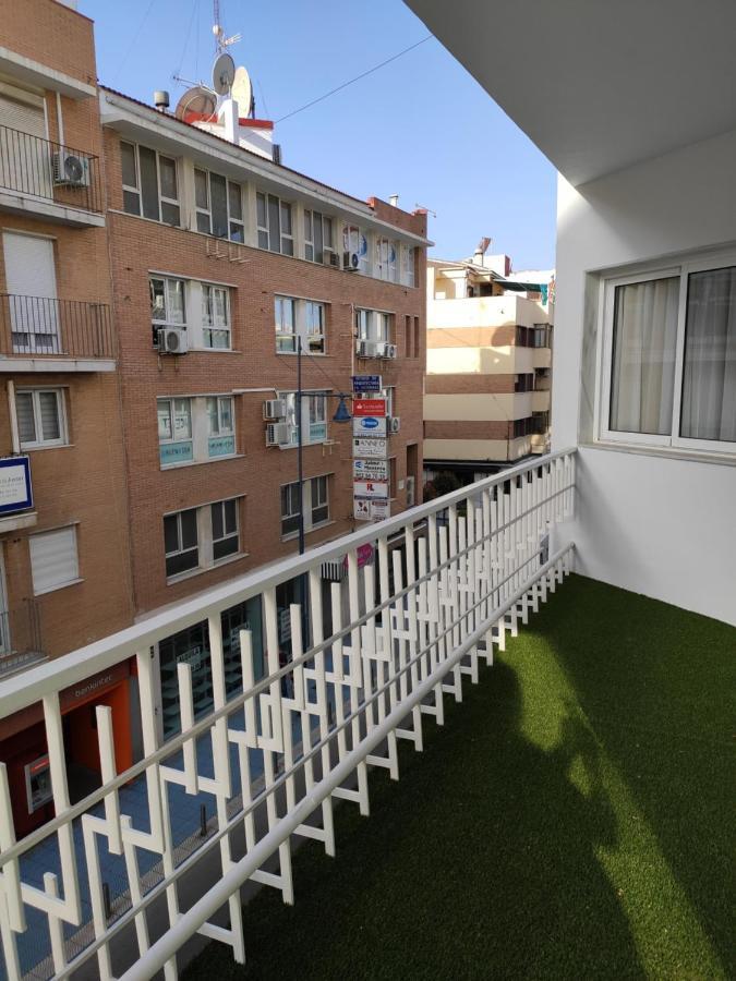 Mares - La Santa Appartement Torre Del Mar Buitenkant foto